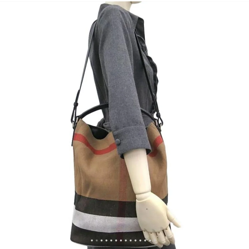 Authentic BURBERRY Ashby Hobo SaddleCanvas Mega Check - Picture 5 of 12